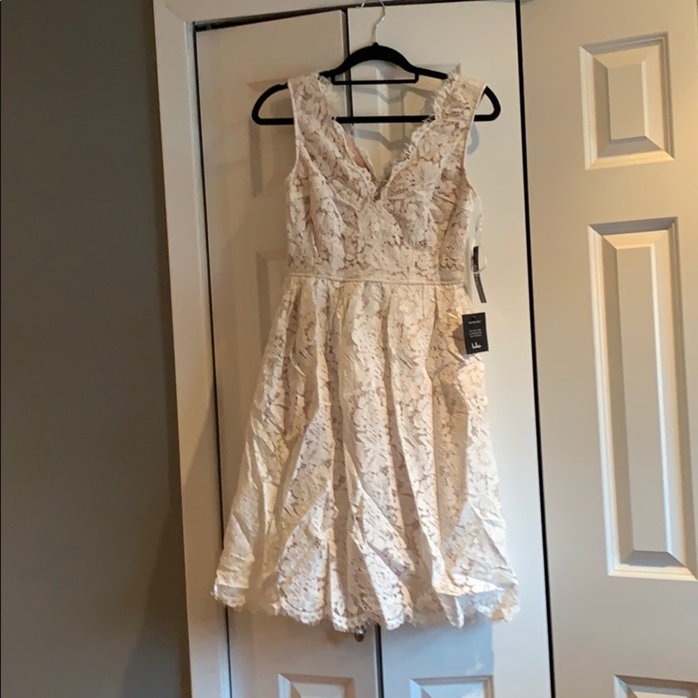 White lace dress